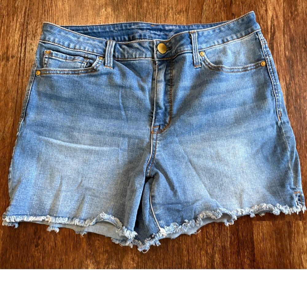 Seven7 Weekend Raw Hem Denim Jean Shorts Womens Size 14 Stretch Medium Wash